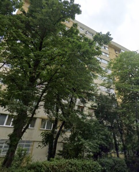 Obor, Colentina, Teiul Doamnei langa Sectia 7 Politie,10 minute metrou